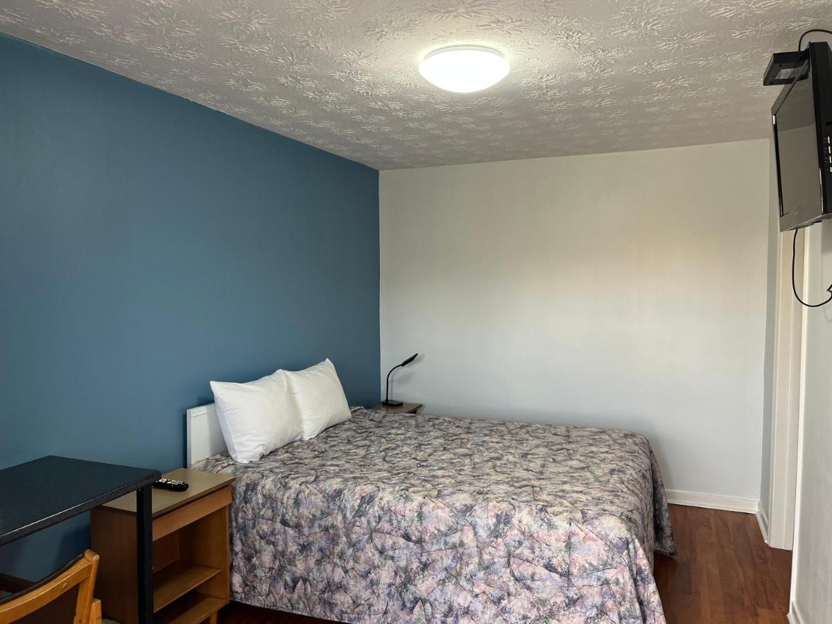 Old Mill Motel Blind River 外观 照片