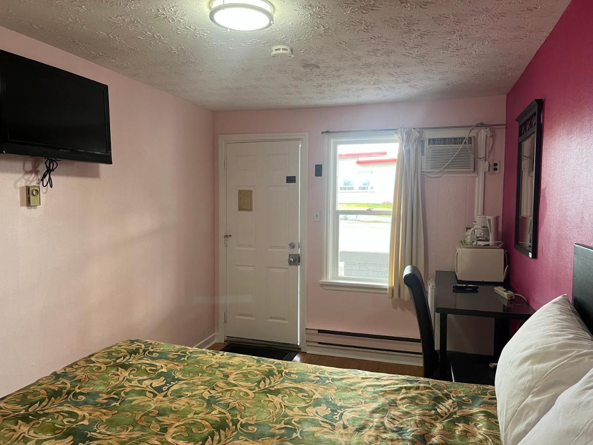 Old Mill Motel Blind River 外观 照片