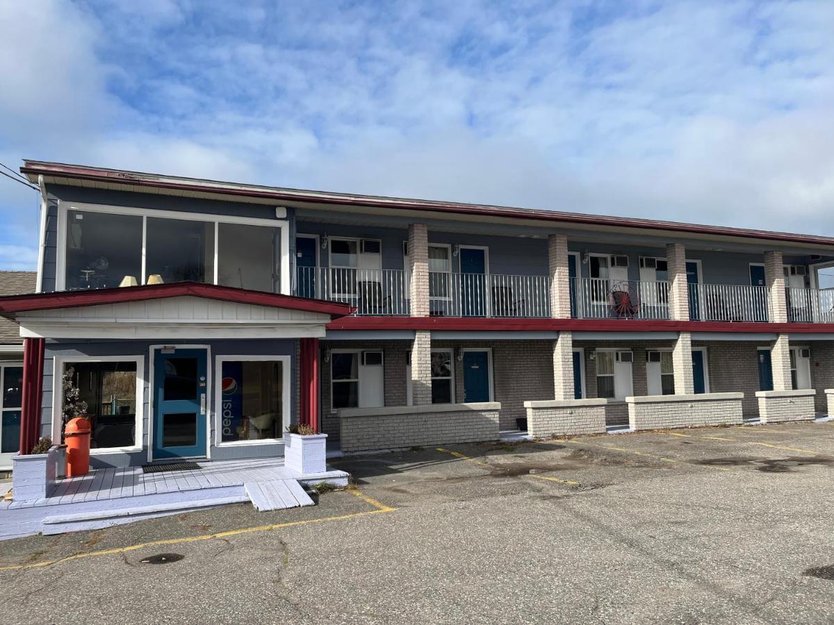 Old Mill Motel Blind River 外观 照片