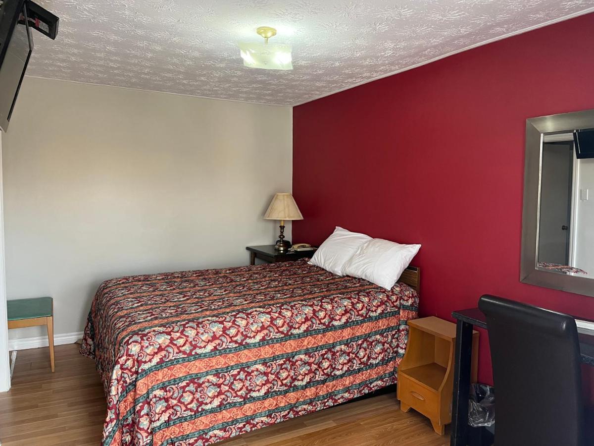 Old Mill Motel Blind River 外观 照片