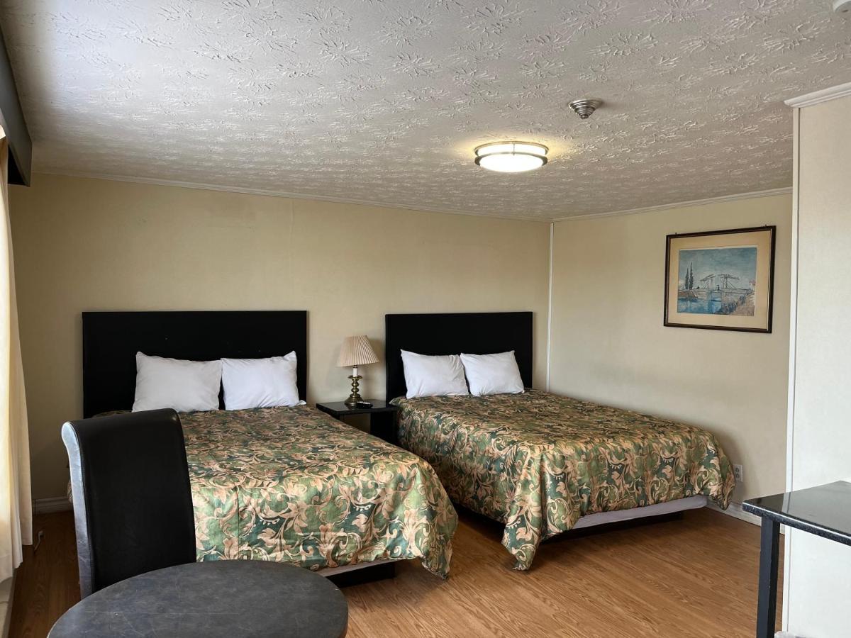 Old Mill Motel Blind River 外观 照片